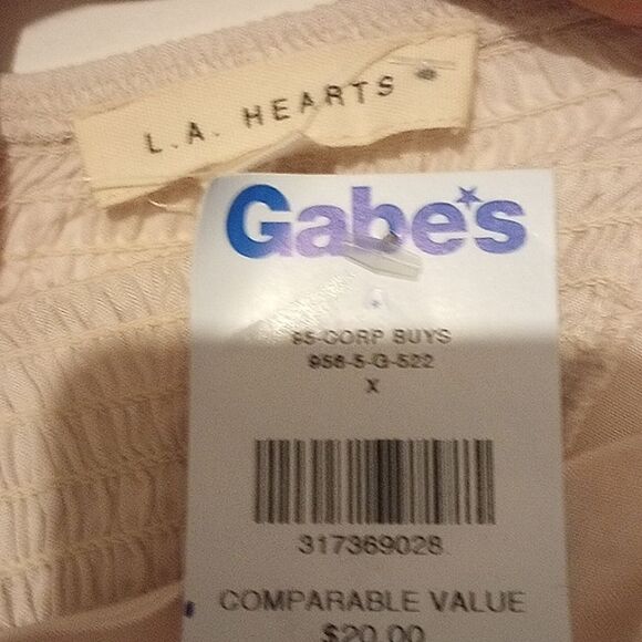 NWT Cropped Spaghetti Strap Tailored Tank!* - Picture 7 of 7